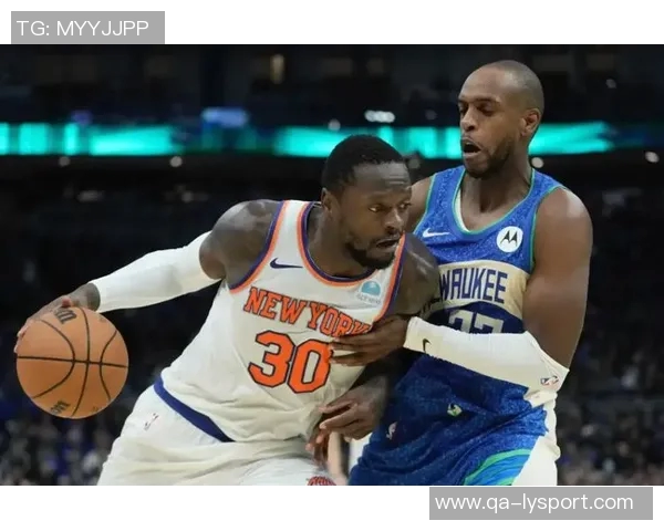 小卡表现低迷9投仅3中全场仅得10分正负值惨淡25